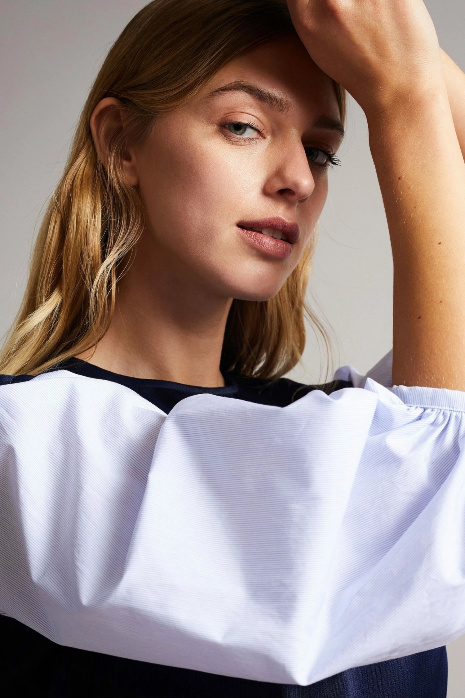 Ted Baker Kaytei Navy Blue Belted Midi Dress With Puff Sleeve 6 Ted Baker Kaytei Navy Blue Belted Midi Dress With Puff Sleeve - Image 4