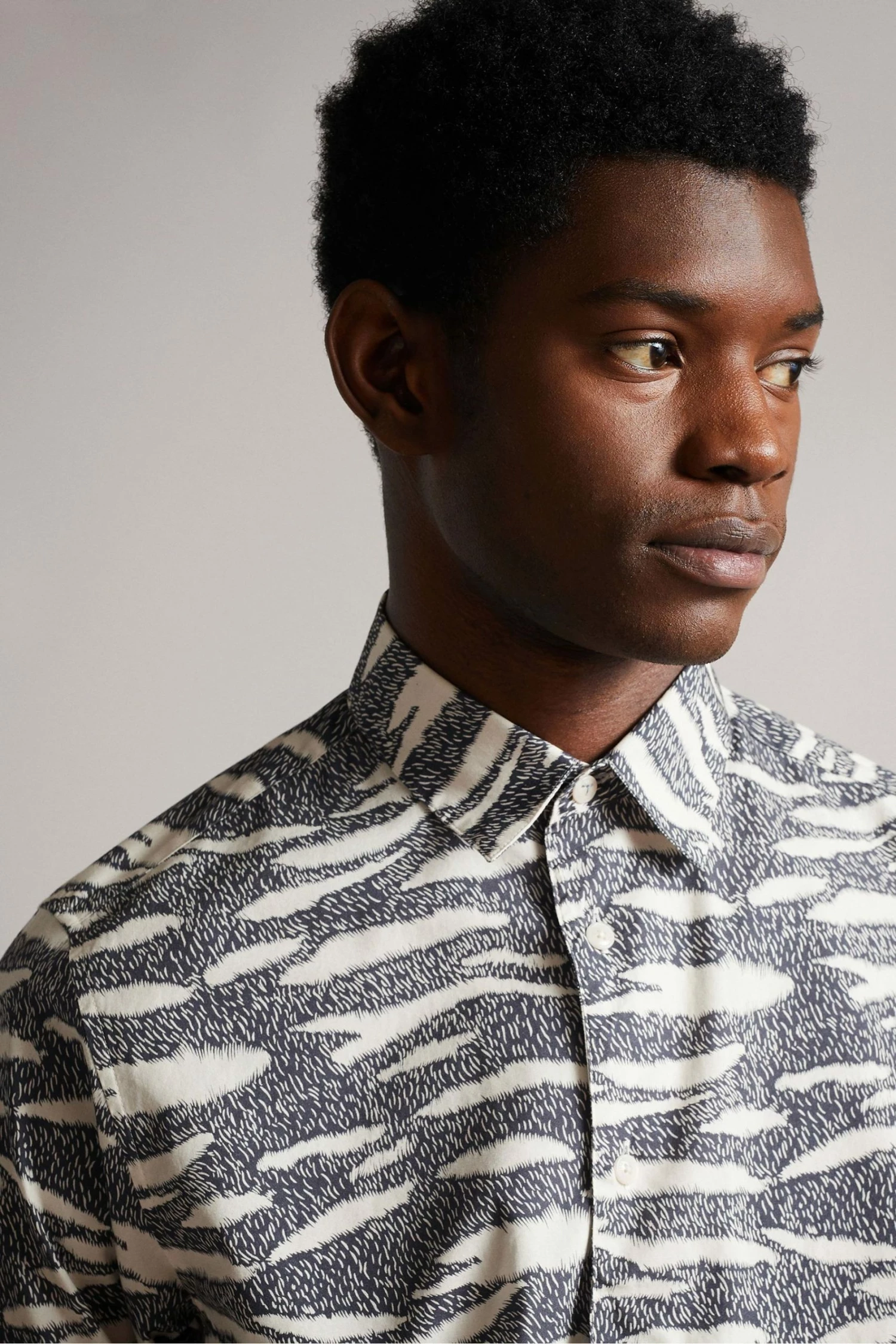 Ted Baker Annex Grey Long Sleeve Zebra Print Shirt 6 Ted Baker Annex Grey Long Sleeve Zebra Print Shirt - Image 4