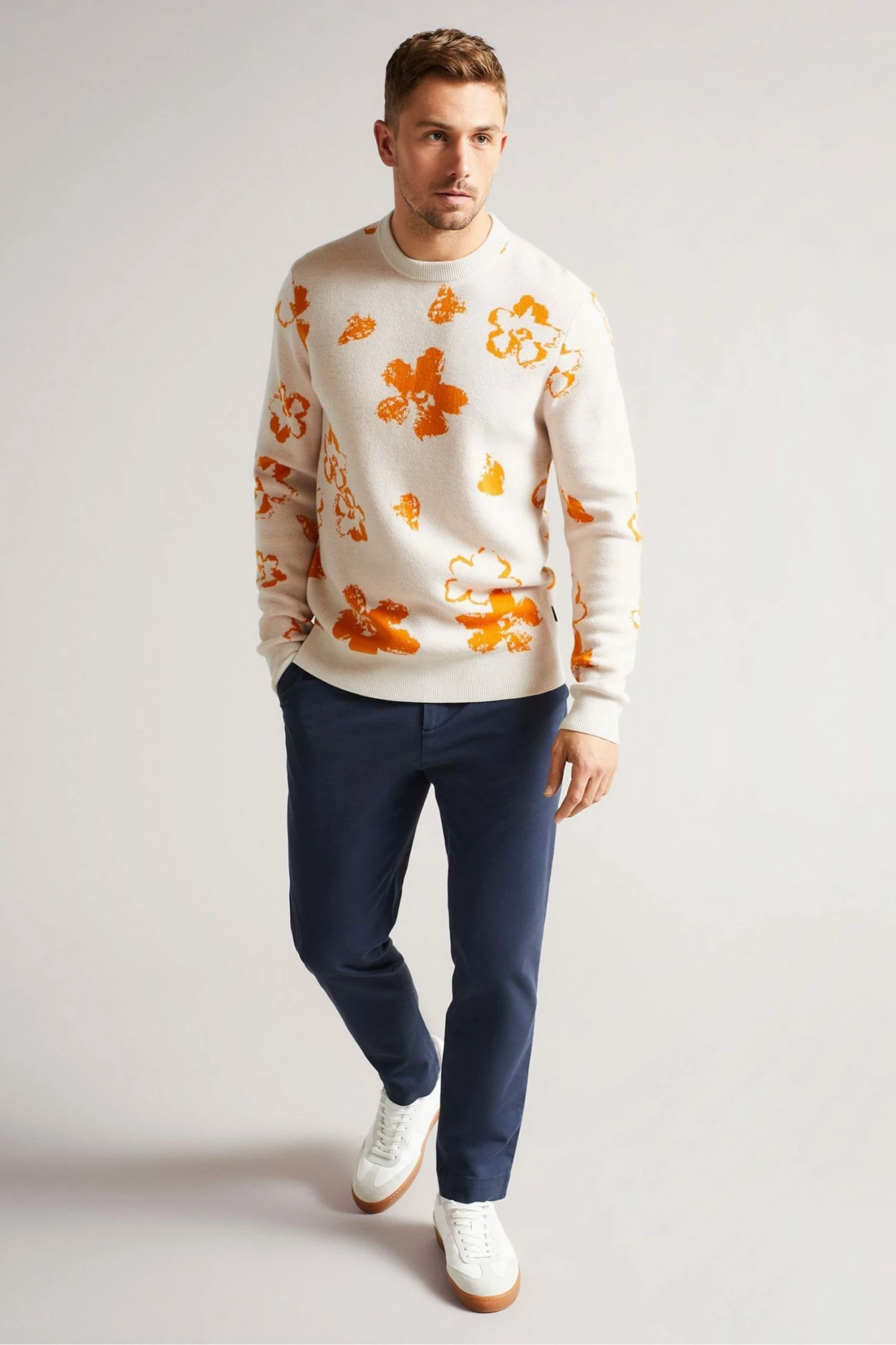 Ted Baker Sandsen Natural Flower Graphic Crew Neck Jumper 5 Ted Baker Sandsen Natural Flower Graphic Crew Neck Jumper - Image 3