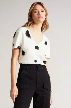 Ted Baker Zariiah White Spot Linen V Neck T-Shirt 11 Ted Baker Zariiah White Spot Linen V Neck T-Shirt -tedbaker Shop Online unnamed file 2056