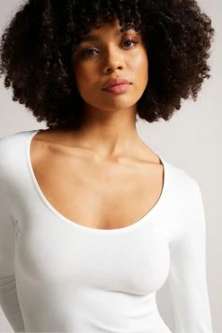 Ted Baker Carsha White Fitted Scoop Neck Top -tedbaker Shop Online unnamed file 2099