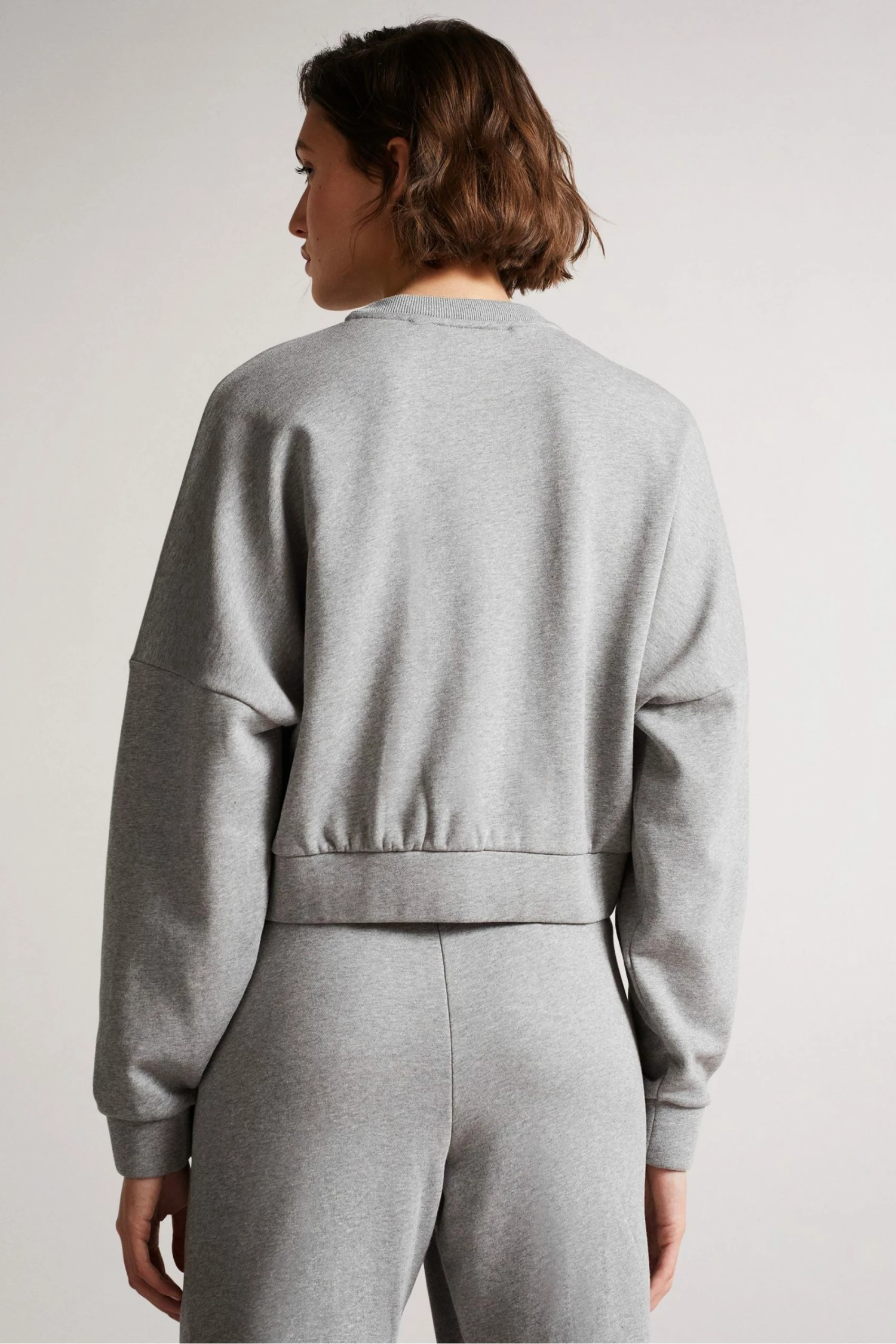 Ted Baker Ttracie Grey Cropped Jersey Sweatshirt 5 Ted Baker Ttracie Grey Cropped Jersey Sweatshirt - Image 3