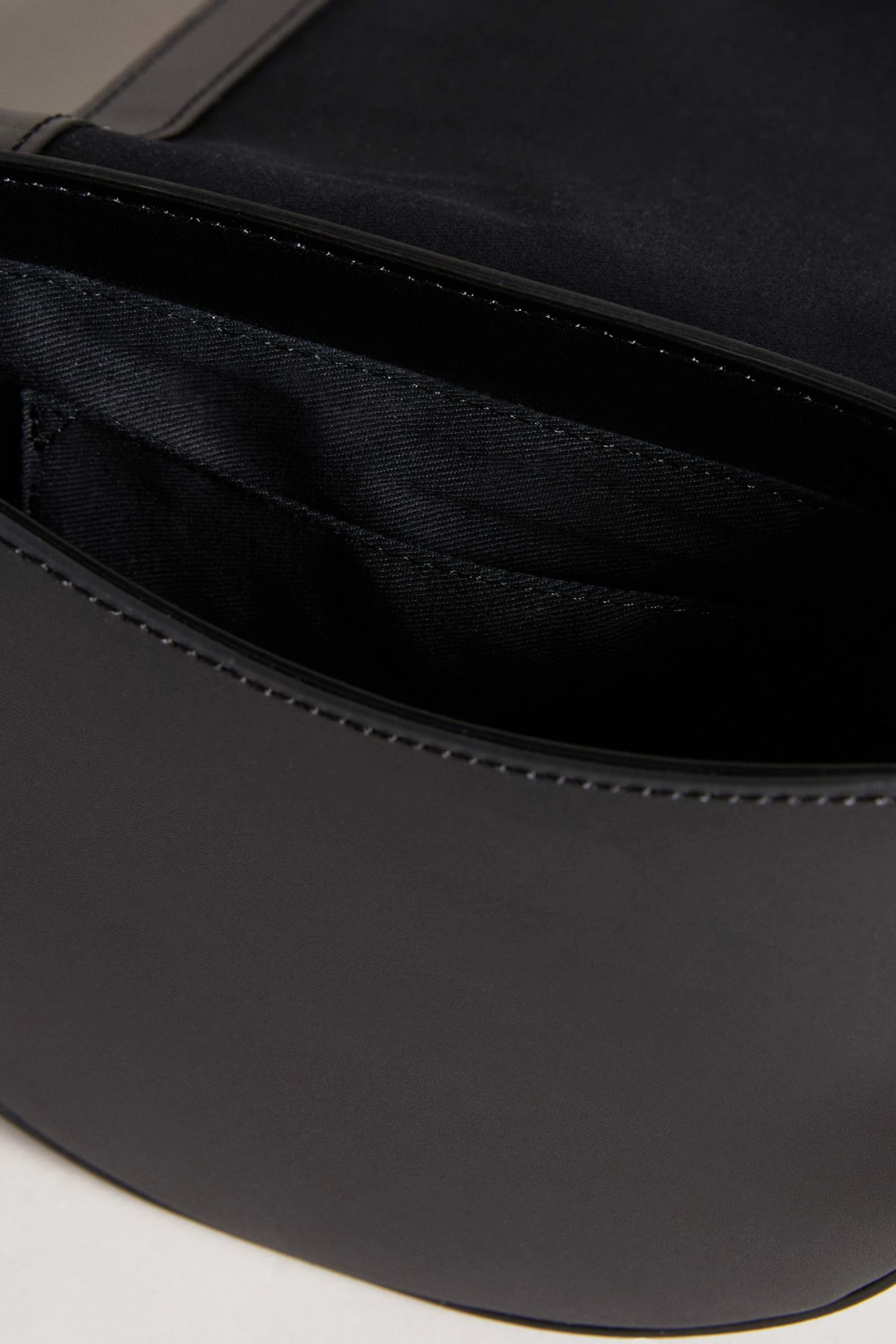 Ted Baker Amelina Black Rope Handle Mini Cross-Body Bag 6 Ted Baker Amelina Black Rope Handle Mini Cross-Body Bag - Image 4