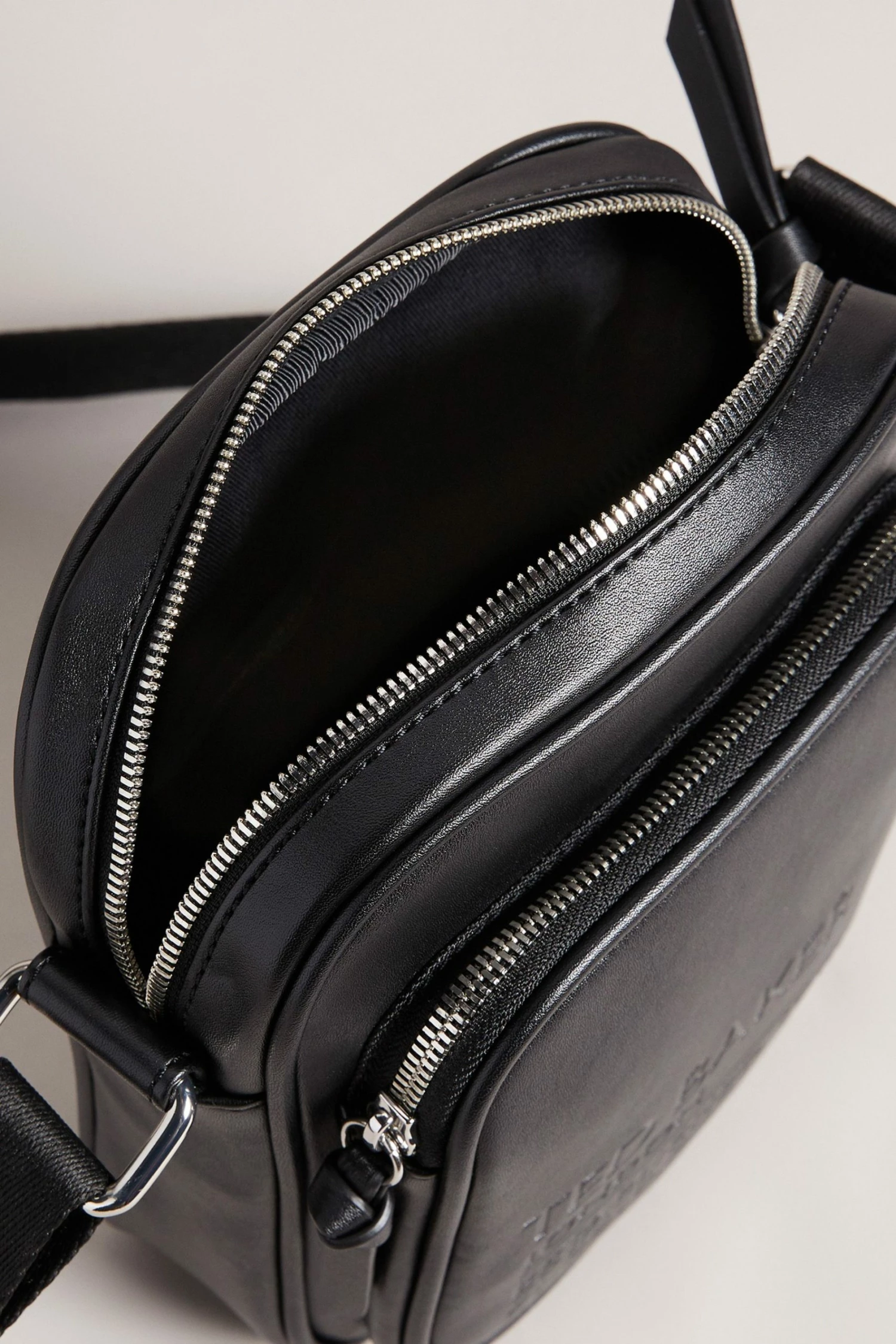 Ted Baker Philton Black Recycled Pu Flight Bag 6 Ted Baker Philton Black Recycled Pu Flight Bag - Image 4