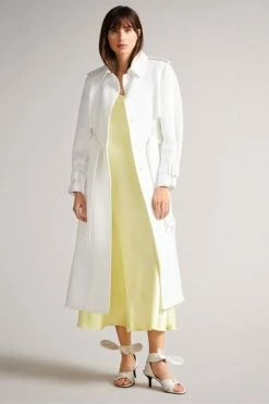 Ted Baker Pira White Fabric Blocked Pleated Trench Coat 13 Ted Baker Pira White Fabric Blocked Pleated Trench Coat -tedbaker Shop Online unnamed file 4758
