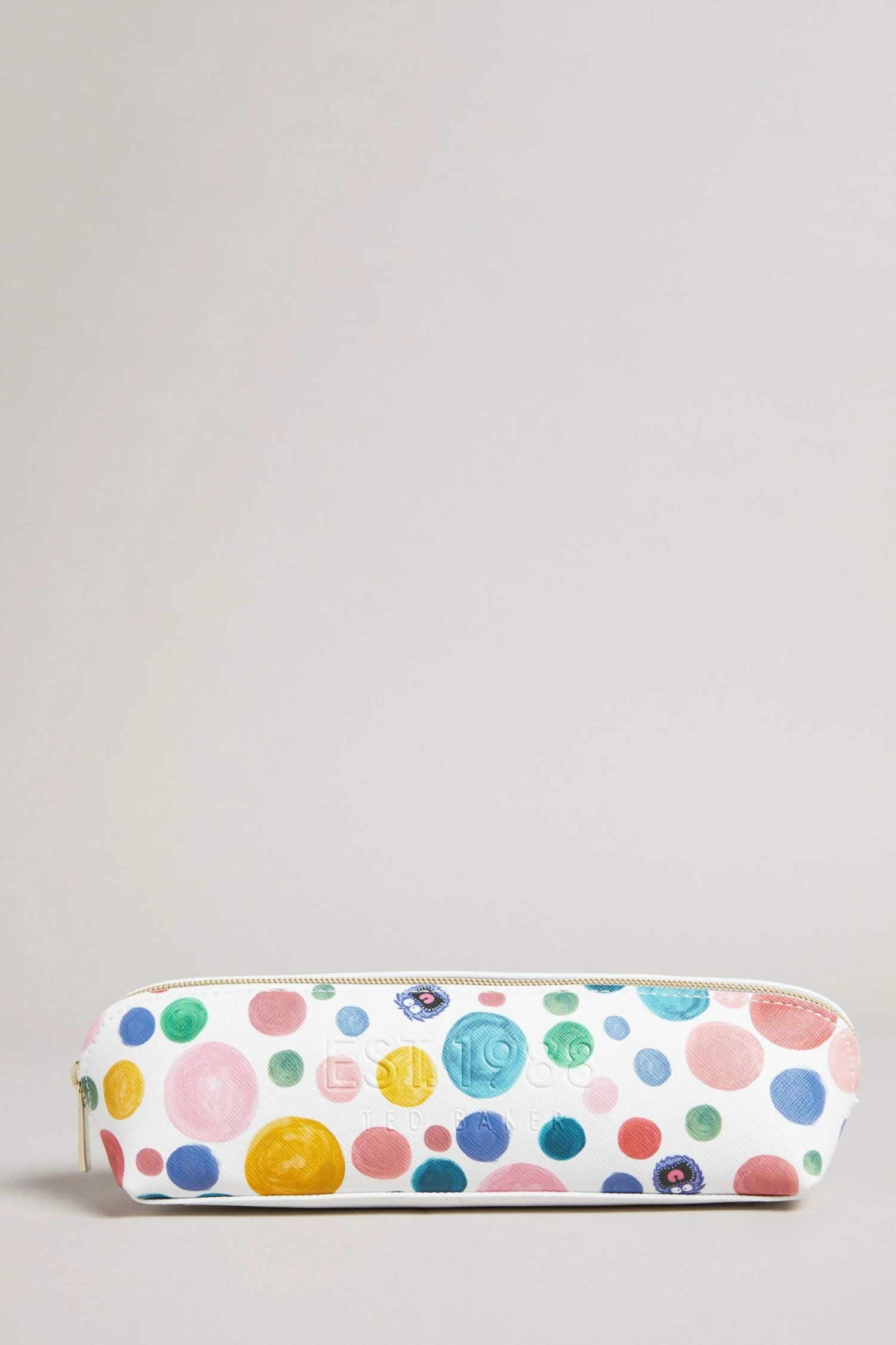 Ted Baker Maddy White Flirty Texture Monster Spot Brush Case 3 Ted Baker Maddy White Flirty Texture Monster Spot Brush Case