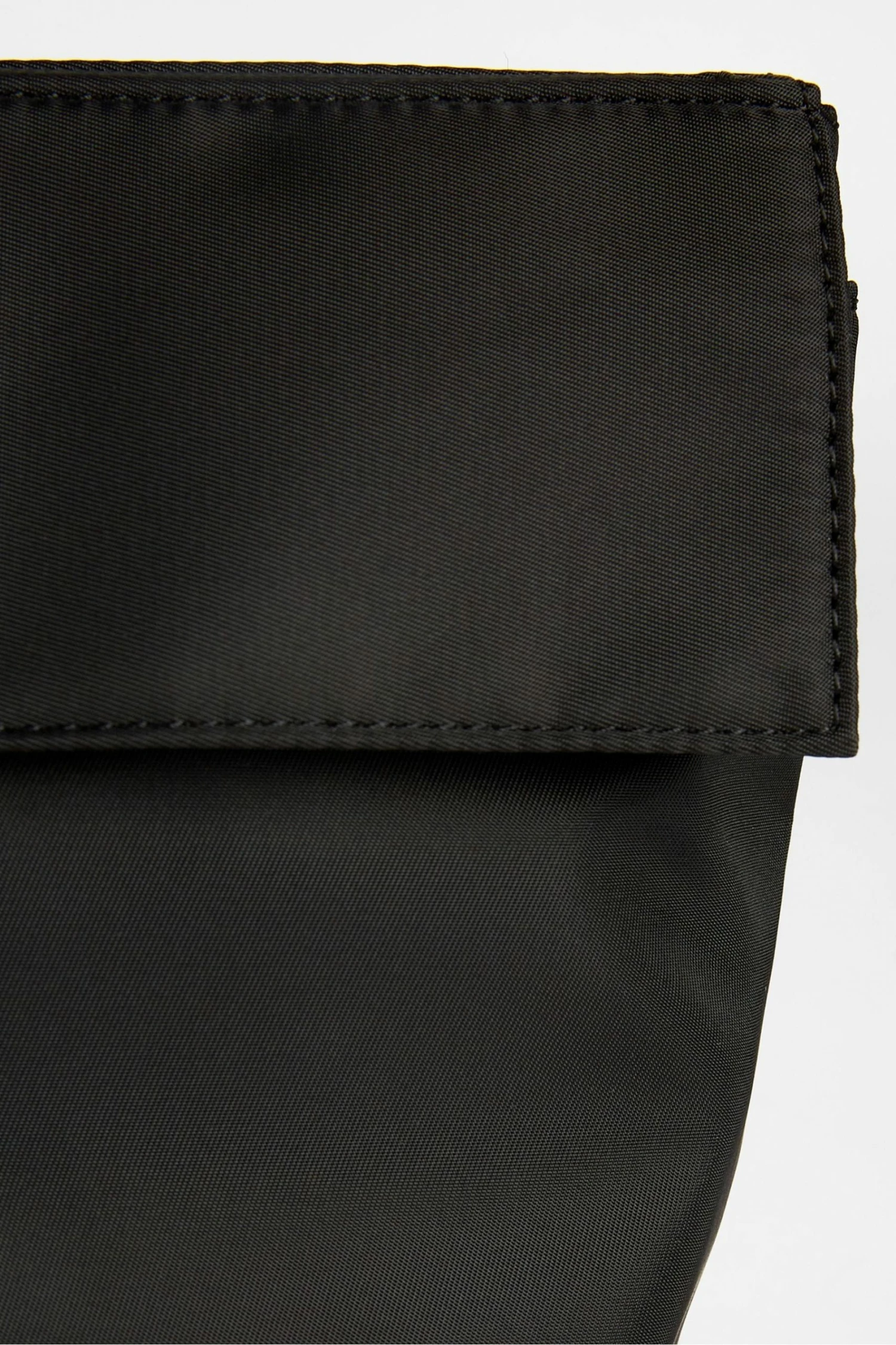 Ted Baker Realyse Black Satin Nylon Washbag 5 Ted Baker Realyse Black Satin Nylon Washbag - Image 3