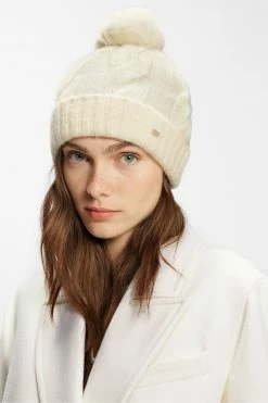 Ted Baker Hannss Chunky Cable Knitted Cream Bobble Hat -tedbaker Shop Online unnamed file 6032