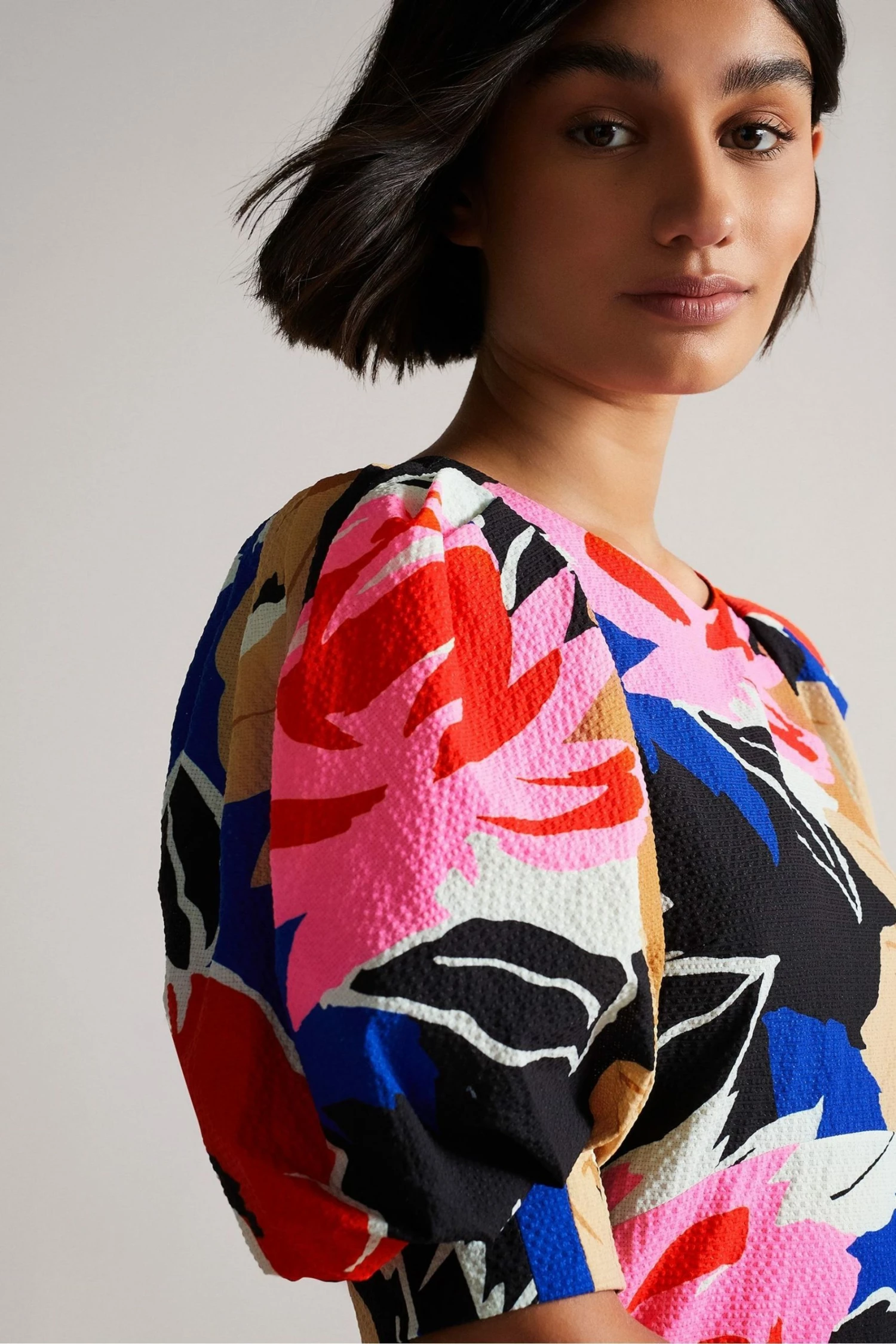 Ted Baker Harpia Black Floral Print Midi Dress 7 Ted Baker Harpia Black Floral Print Midi Dress - Image 5